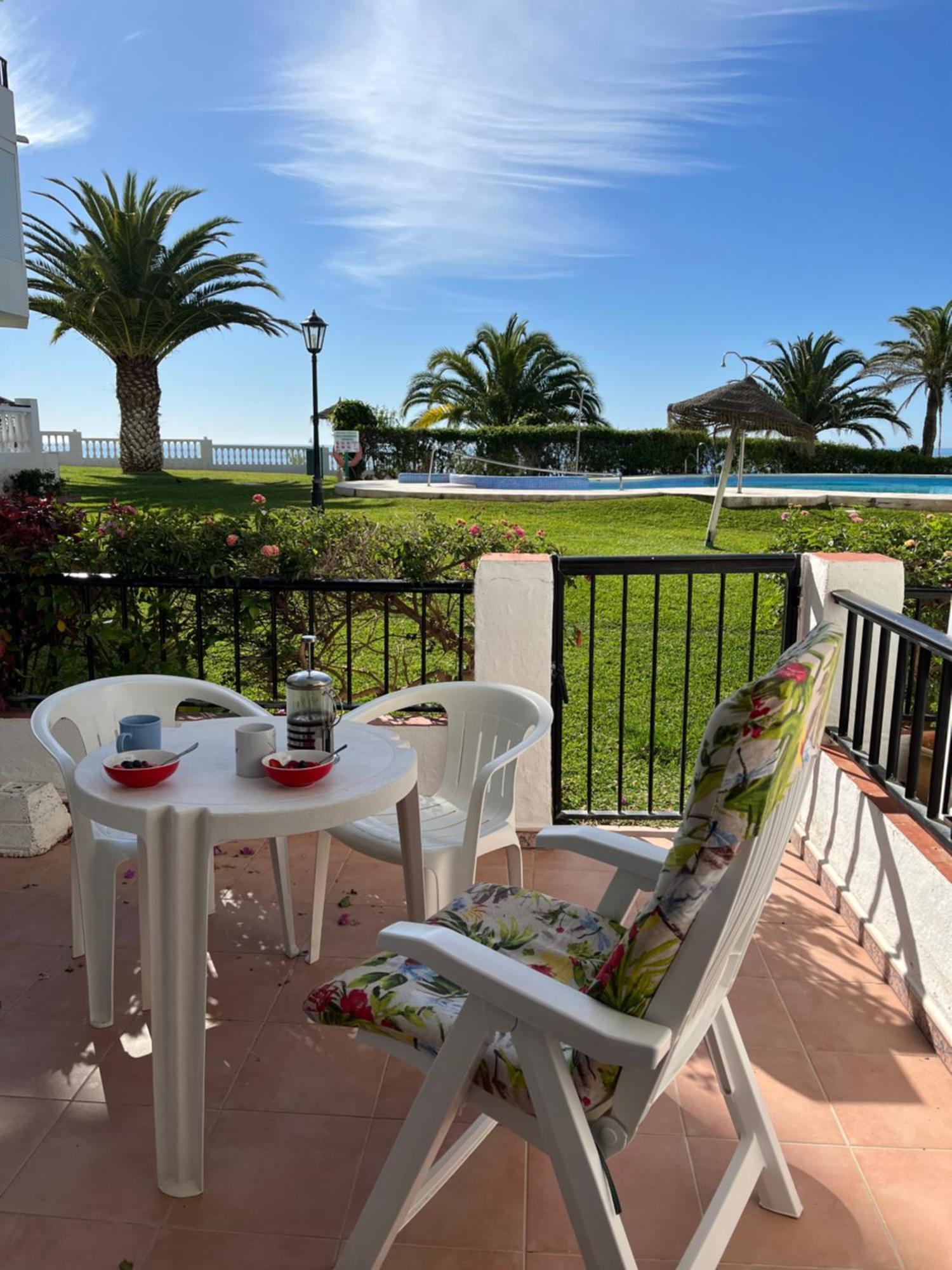 Sea & Pool View Garden Apartment Las Palmeras Nerja Zewnętrze zdjęcie